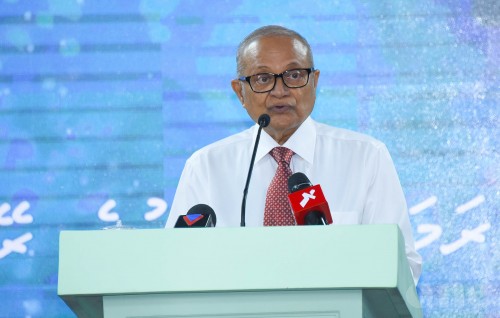 Emmen ves scientific hageegaiy thah gaboolu kuran jeheyne, kandu ge lonugandu dhanee ufulemun: Maumoon