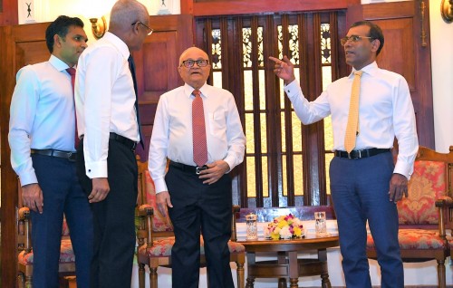 Maumoon idhikolhaa gulhivadaigathumah ninmavaafaeh nuvey: Yumna