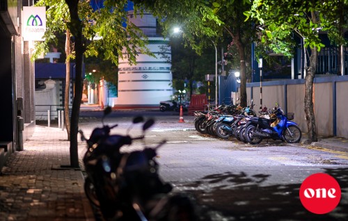 Male’ aai Fuvahmulaku fiyavai hurihaa rashehgai Eid namaadhu koffi, Male’ ah mifaharuves Fitr Eid ge falhukann