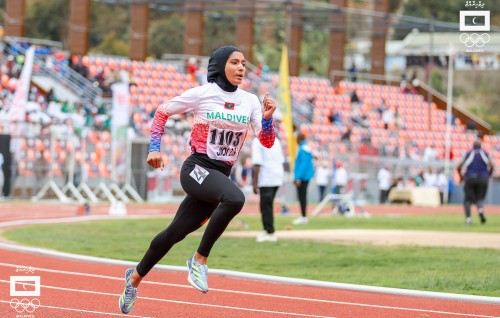 BML ge sports scholarship Himna ah, thamreenuthah Jamaica gai