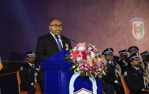 Ihusaan: Drug viyafaair huhttaalaa! ehvves rahumeh noannaane!