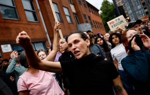 Anti-racism protesters rally after week of riots in the UK