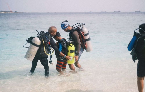 BMLin nukulhedhuntherikan huhnna kudhina diving thajuribaa kohllumuge harakaatheh baavvaifi