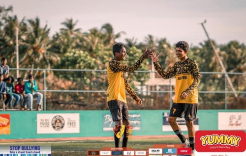 Yummy Noodle LYD U16: Looth ge hattrick aaeku Magumathu Semi ah, Penalty gai Bench katuvaalai DKNZ ves semi ah