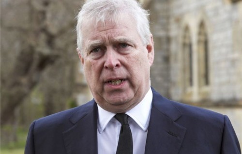 Raanee avahaaraveemaa ekamanaage dhevana dharikalun prince Andrew magumathivanee!