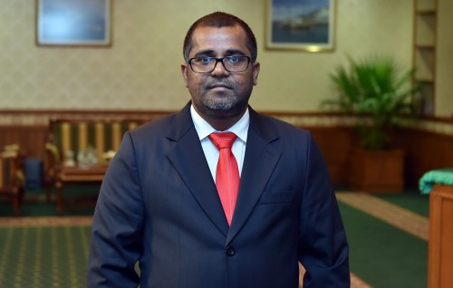 Magaamu vaki kuran Majlis ah fonuvaafai vanikoh High court ge fandiyaaru Rauf isthiufaa dhevvaifi