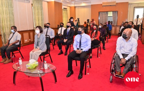 #OnePhoto : Japan embassy aai  MAPD in beyvvi soe kurumuge rasmiyyaathu