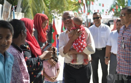 President arrives in Dhonfanu