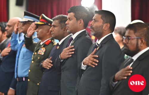 One photo: Huravee dhuvahuge rasmee jalsaa