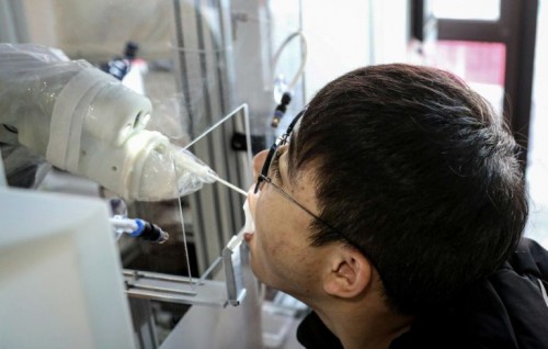 China gai Covid sample negumah Robot inn