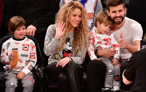 Shakira aai Pique chuttee ah Raajjey gai