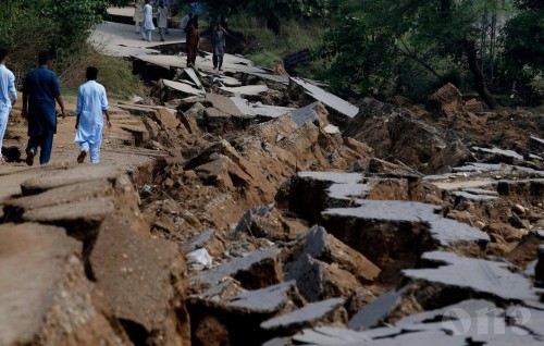 Minister Shahid sends message of condolence following devastating Earthquake in Pakistan
