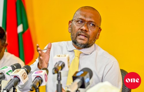 Democrats aa gulhen MDP in mihaathanah vakivee 900 ehhaa memberun: Fayyaz