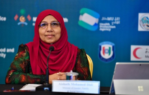 Mi Eid akee geveshi gulhun badhahi kurumah libey rangalhu furusathakah hahdhavaa!: Gender Minister