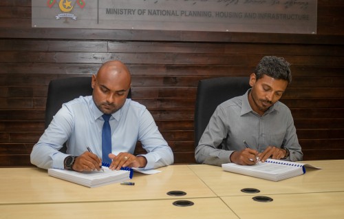 Kolhufushi 100 housing unit ninmumuge masahkaiy RCC aa havaalu kohfi