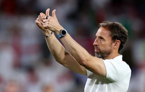 England coach kamuge magaamun Southgate isthiufaa dheefi