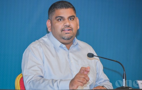 Siyaasee muvazzafunnah sarukaaraa dhekolhah hiyaalu faalhu nukurevey usoolah amalukuran feshee 2012 gai