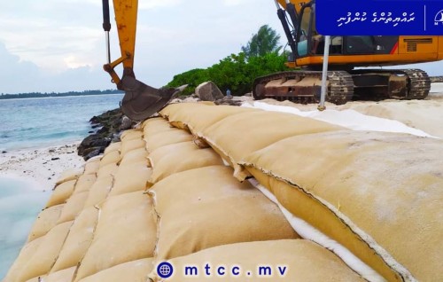 Fainu ge gondudho himaayai kurumuge bodubaeh nimihjje