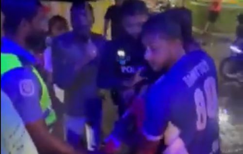 2 fuluhakah valhin biru dhekki massala ehgai 3 meehaku hayyaru kohfi