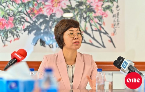 Loan thah re-structure kurumuge visnumeh neiy, iskan dhenee hiley ehee ah: China
