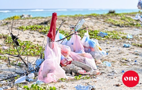 Komme plastic kothalhakun 2 rufiyaa nagaa bill thasdheegu kohfi