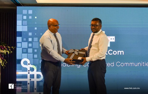Hulhumale' ge community thah digital koh gulhaalumuge thasahvaraa eku HDC in Smartcom ifthithaahu koffi