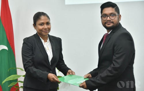 May 6 ge hamalaa: Ghaazee Adam ah inzaaru dhin meehaa tag alhuvan govaalaifi