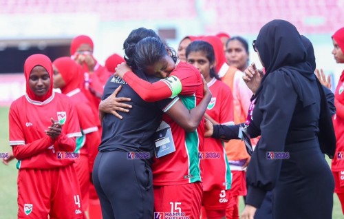Thafaathu hiyyvareh dhekki Zaahiyaa gaumee team in retire koffi