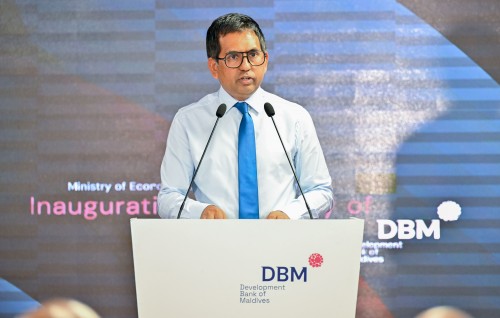 Viyafaari ebbasvumakah amalukuraanekamuge yageenkameh UK in dheefaeh nuvey