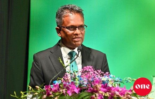 Male ge ithuthisaas thereygai Uthuruthilafalhaai, Giraavarufalhu adhi Gulhifahu himenuma Azim edhivadaigenfi