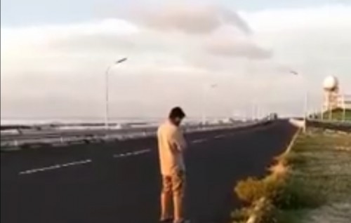 Accident akah fahu Sinamale' bridge aa gulhifaivaa highway gai meehaku namaadhu kuraa video eh