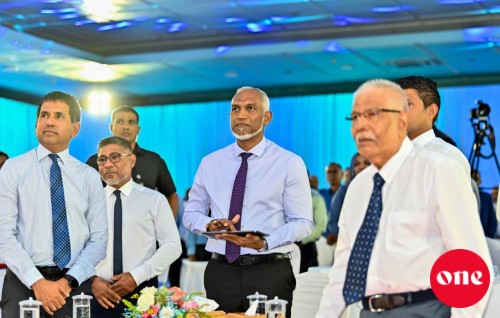 Airport aai commercial port mashroou ah China ge ehee ah edhijje