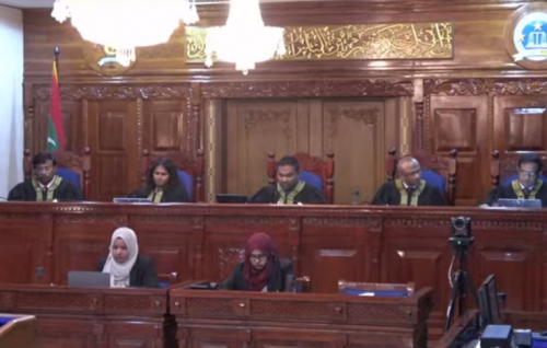 Fandiyaaru Mahaazuge rauyu: Ithubaaru neiykamuge mahsala kuriyah nugendhan ninmee qaanoonu asaasee aa khilaafah