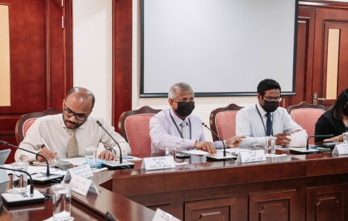 Faisaa chaapu kurevey adhadhu 2.5 billion ah kudakoh, muhdhathu ithuru kuran faaskohfi