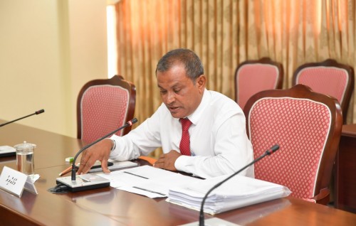 Committee ah haaziruvaan adhi ehffaharu furusathudhinumahffahu Raahjje TV aai Sangu TV ah fiyavalhu alhan ninmaifi