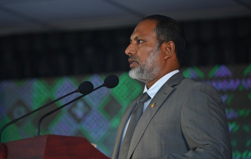 Jalugai gaidheennah aniyaaeh nukureveyne, ekan kuraa officerunnah furusatheh neiy: Imran