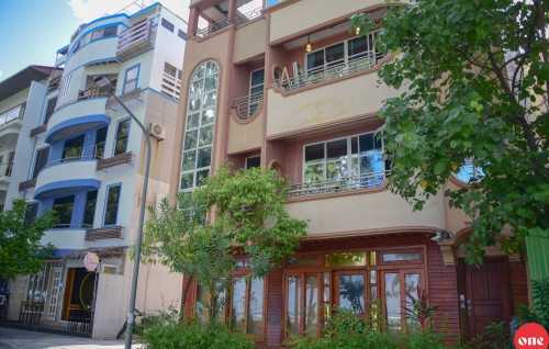 Islaahuge sababun guesthouse thakah asarei nukuraanei: Raees