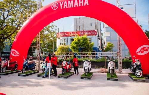 Alia inn baavva saikaluge haassa promotion, ''Yamaha Friday'' fashaifi