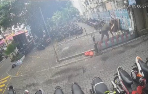Parking zone ah kuni elhi 3 meehaku dheneigane, joorimanaa kohfi