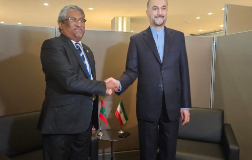 Raajje in Iran aa eku alun haarijee gulhun gaaimu koffi