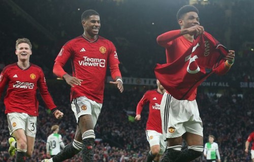 Liverpool katuvaalai United semi ah, Chelsea ves kuriyah