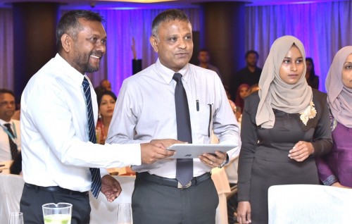 August mahuge income support ah husha'helhumuge furusathu mimahuge 30 ah hamavaane