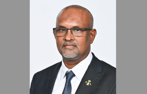 Raees ge advisor Khaleel economic council ah ayyan koffi