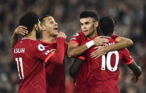 Liverpool in anekkaaves United ladhu gannavaalaifi