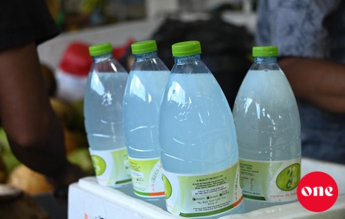 Plastic fulheegai kaaboathakethi bandhu nukuran angaifi
