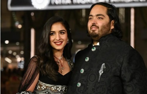 Ananth Ambani ge kaiveneege hafulaa ah dhuniyeyge ekikankolhuthakun mahujanunnaai fannaanun India ah