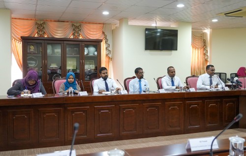 Dheyvaanyeh nethigen hadhdhuge hukum vanee thanfeezu nukurevi: Shameem