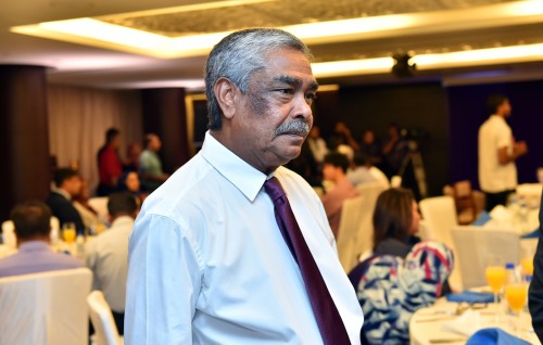 Covid ge dhathi dhuvasvaru Raees dhekkevee leader ehge furihama misaalu: Champa