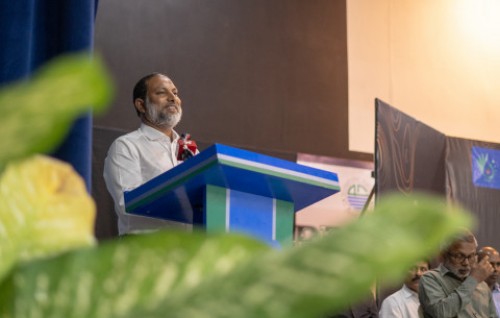 Gaumuge musthagubal binaa kureveynee  zuvaanun ge maibadhaigai varuhuri minvarakun: Imran