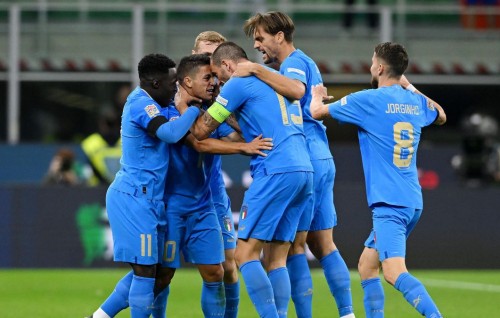 Italy kairin balive England relegate vejje, Hungary 1 vana ah